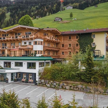 Ferienhotel Joerglerhof ハインツェンベルク エクステリア 写真