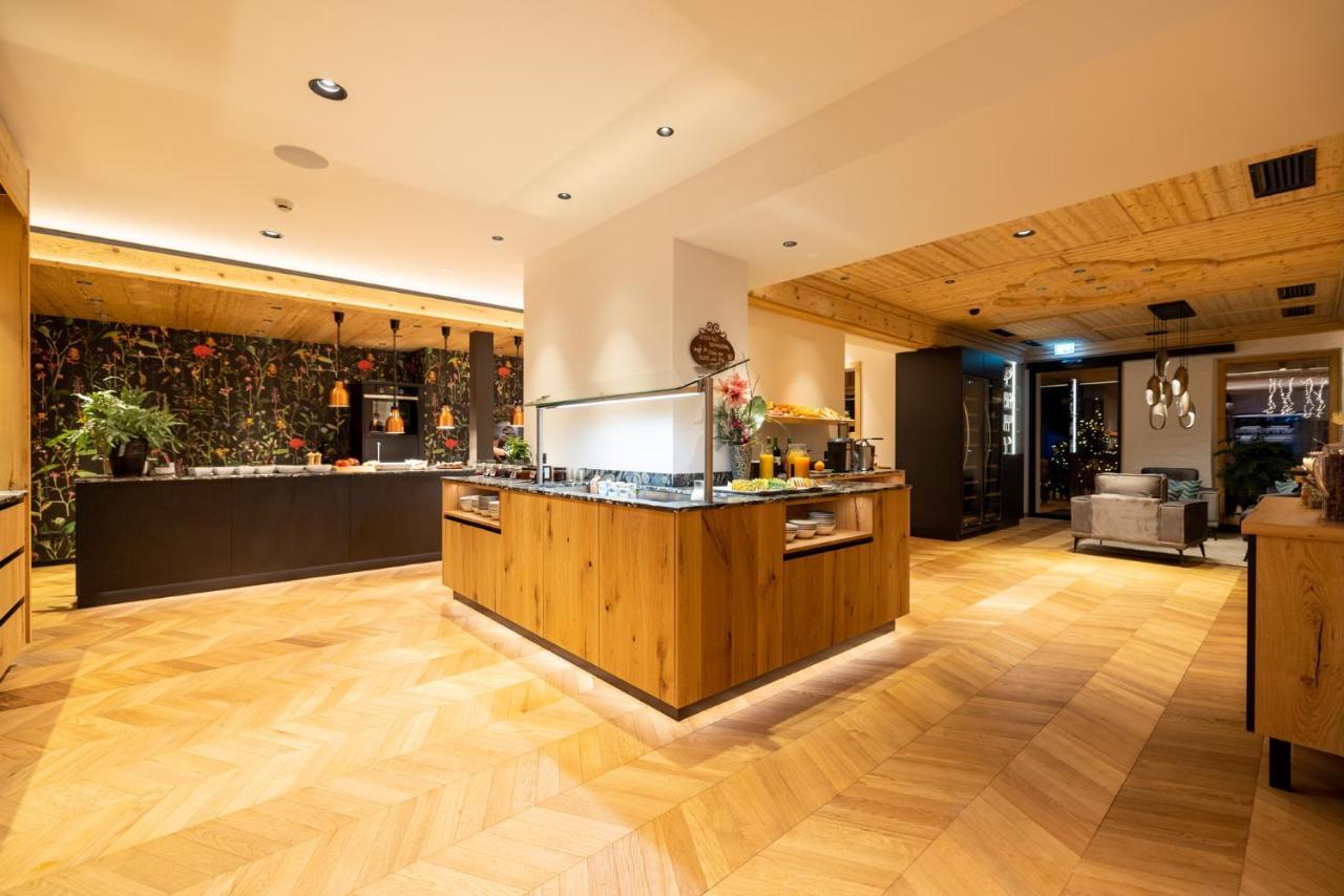 Ferienhotel Joerglerhof ハインツェンベルク エクステリア 写真