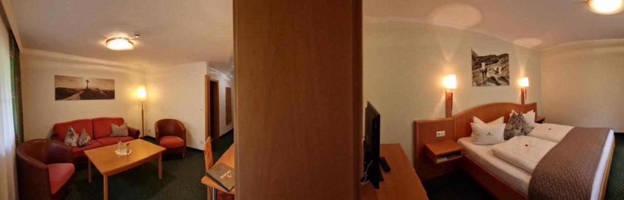 Ferienhotel Joerglerhof ハインツェンベルク エクステリア 写真