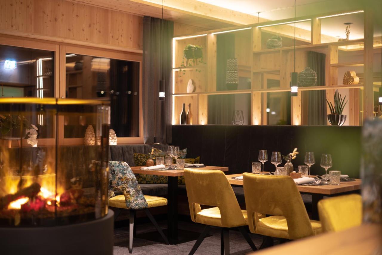 Ferienhotel Joerglerhof ハインツェンベルク エクステリア 写真