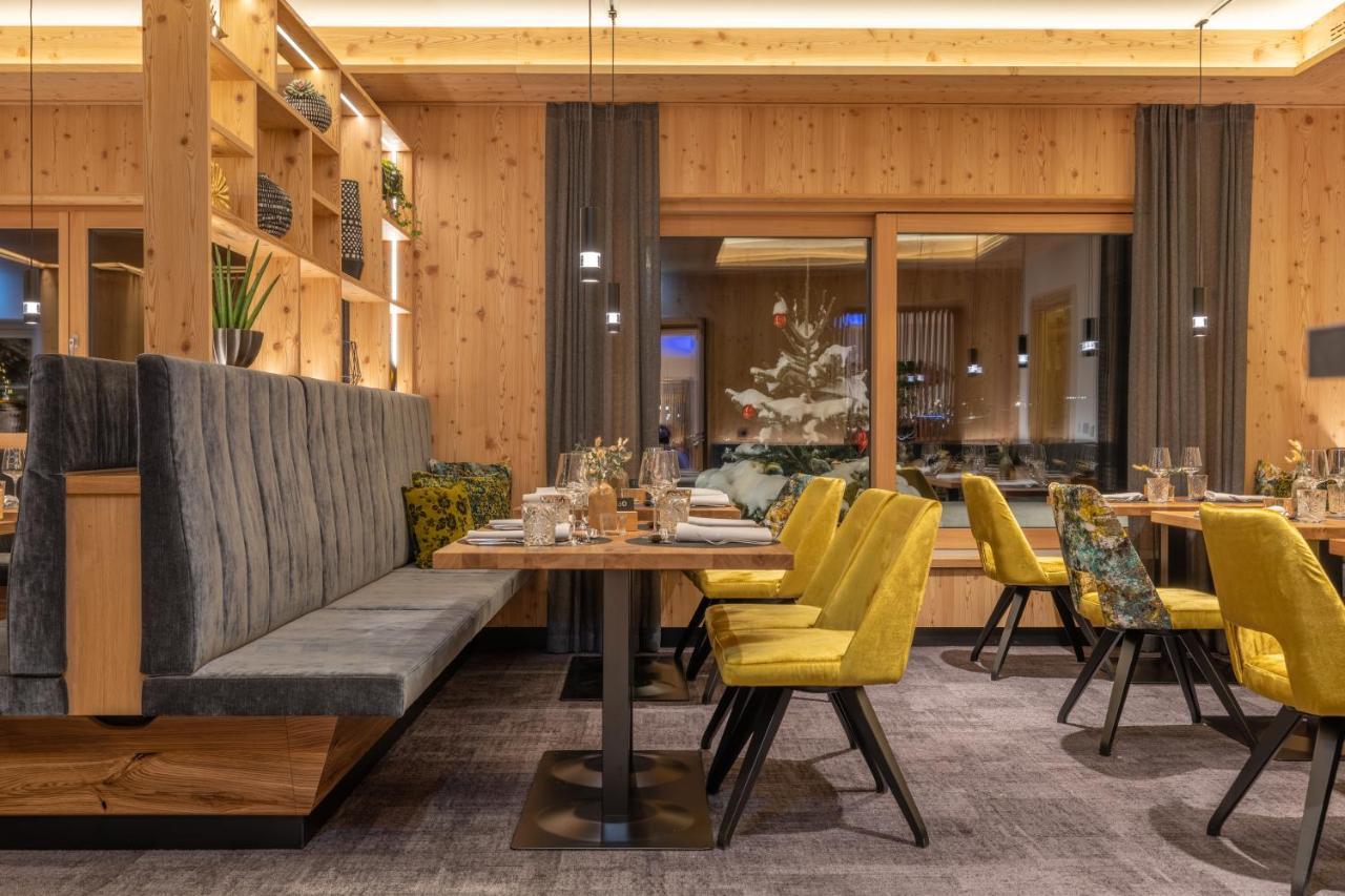 Ferienhotel Joerglerhof ハインツェンベルク エクステリア 写真